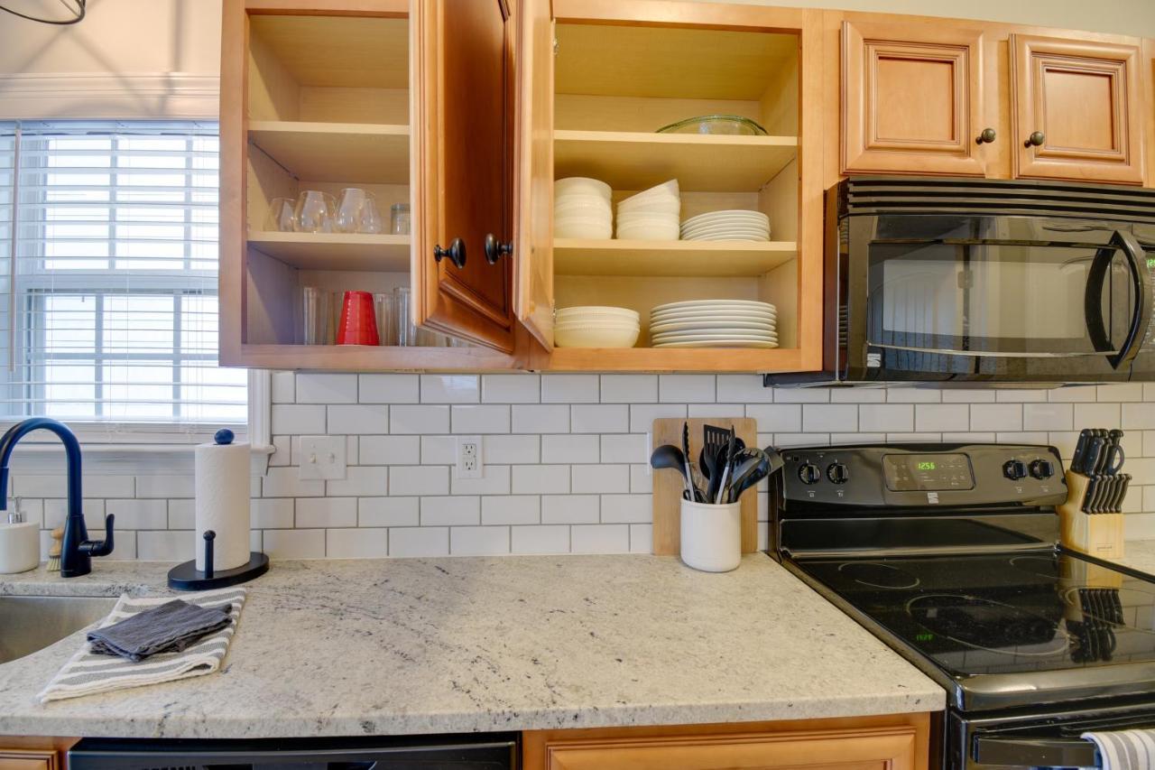Myrtle Beach Bungalow - Walk To Ocean! Экстерьер фото